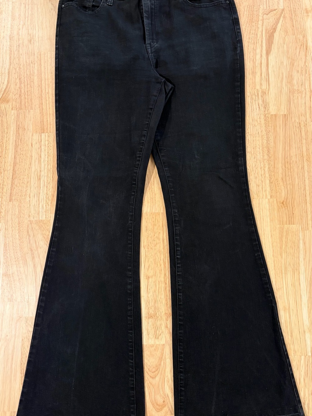 Jessica Simpson Black Flare Wide-Leg Jeans